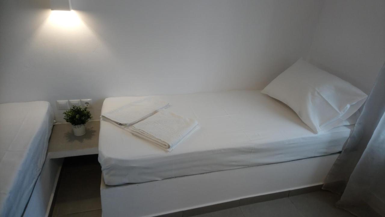 Niso Apartment *